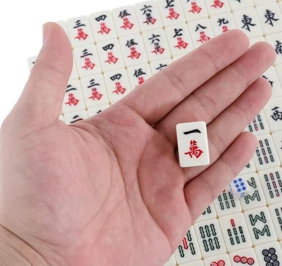 Mahjong Portable Wooden Box Set Meja Game Indoor Antik Kulit Imitasi 39x30x6cm - Image 3