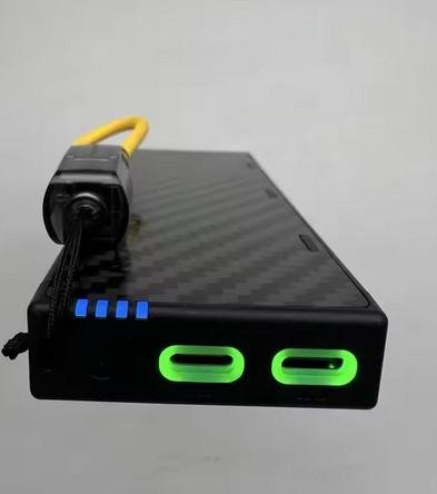 Nitecore NB10000 Gen4 9V 22.5W Fast Charge Carbon Fiber Power Bank 10000mAh Mobile Outdoor Powerbank IPX7 Dual USB-C - Image 7
